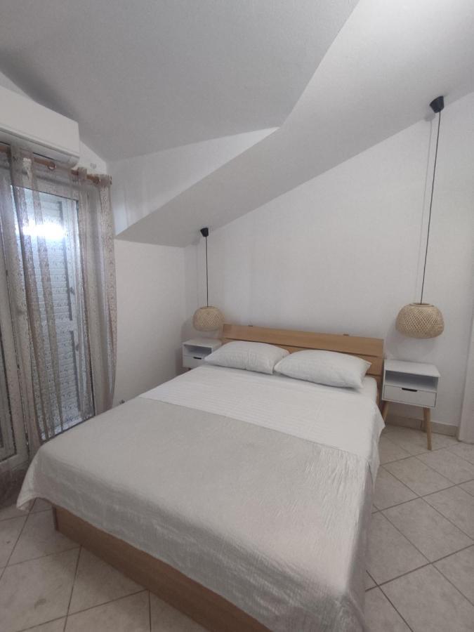Apartments Villa Dalmatina Vodice Eksteriør billede