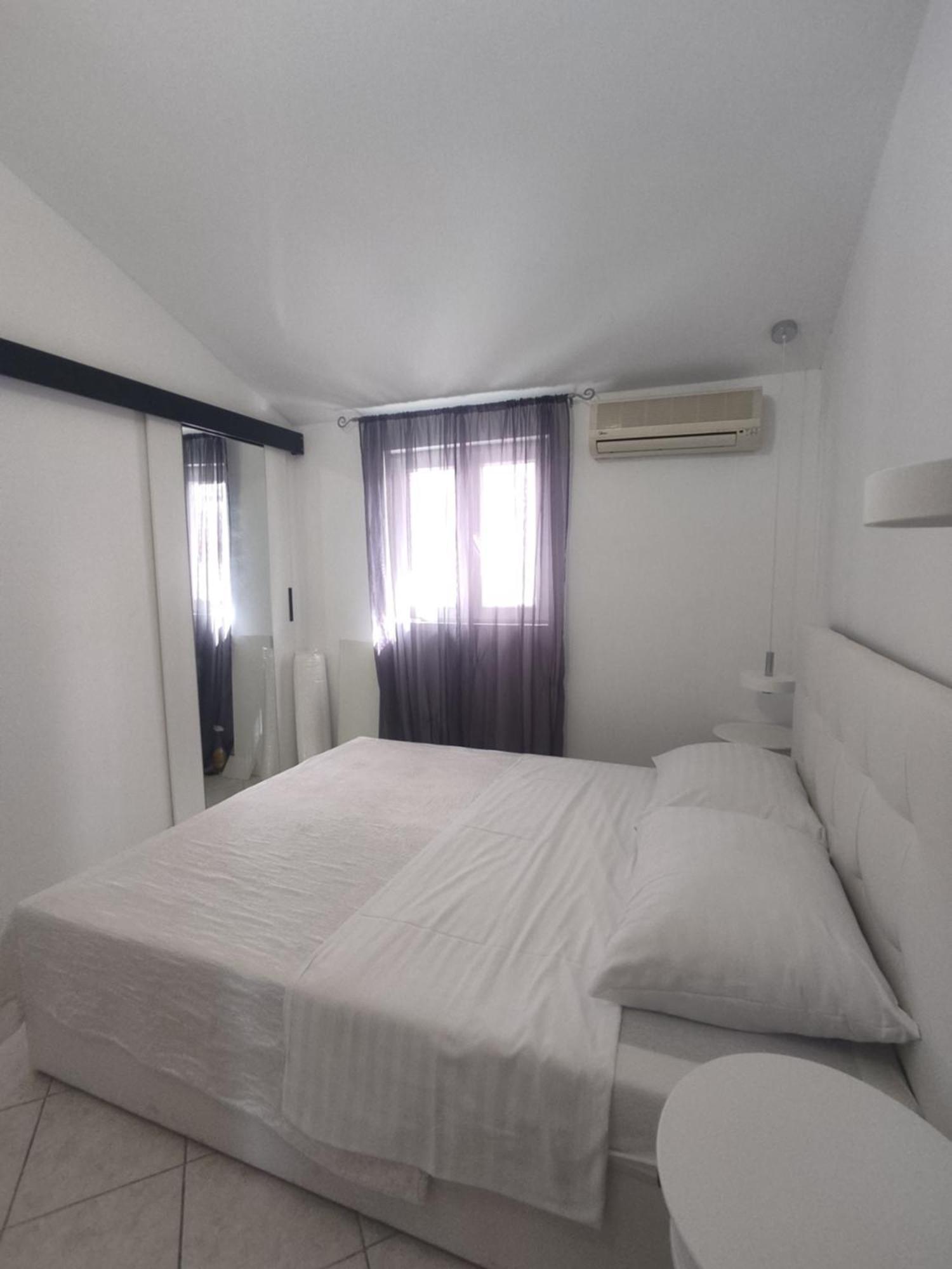 Apartments Villa Dalmatina Vodice Eksteriør billede