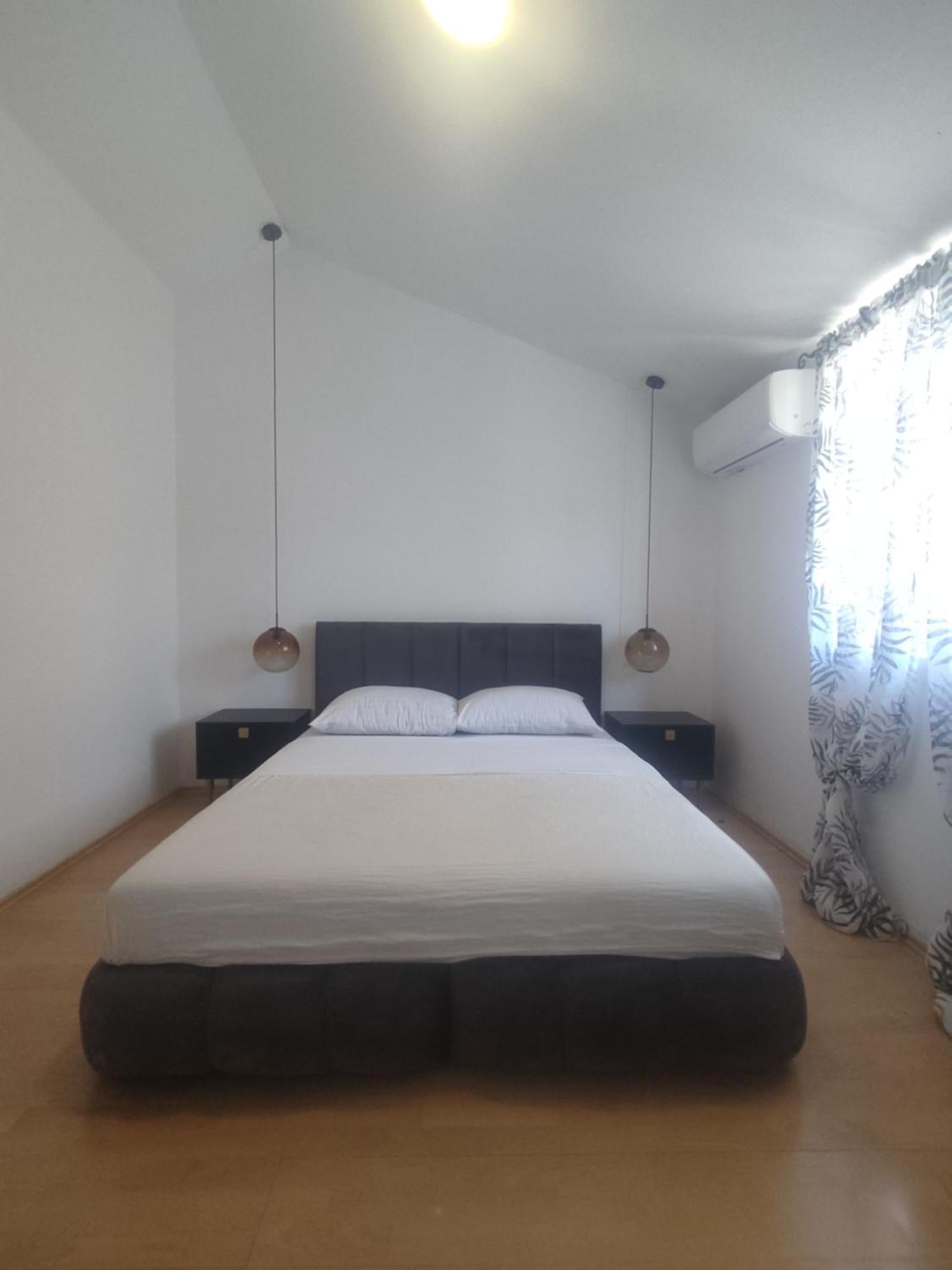 Apartments Villa Dalmatina Vodice Eksteriør billede
