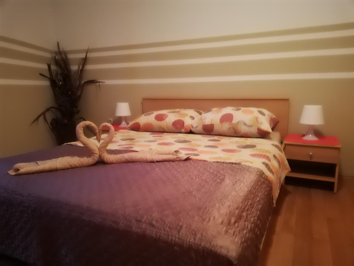 Apartments Villa Dalmatina Vodice Eksteriør billede
